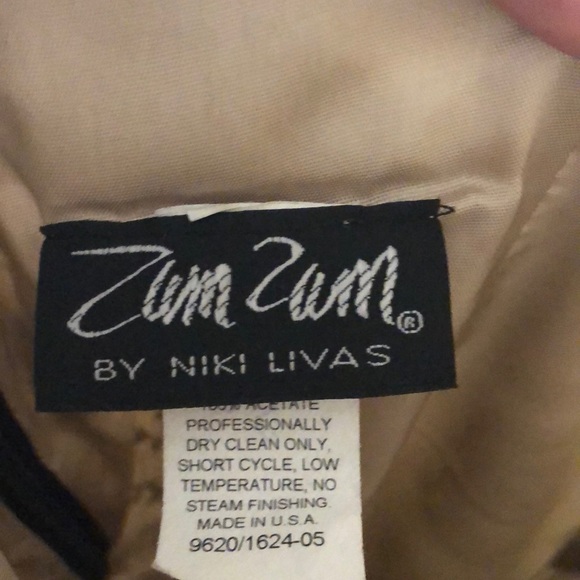 Zum Zum by Niki Livas, Champagne and Black Lace Halter Dress with Tulle Bottom. - Picture 5 of 6